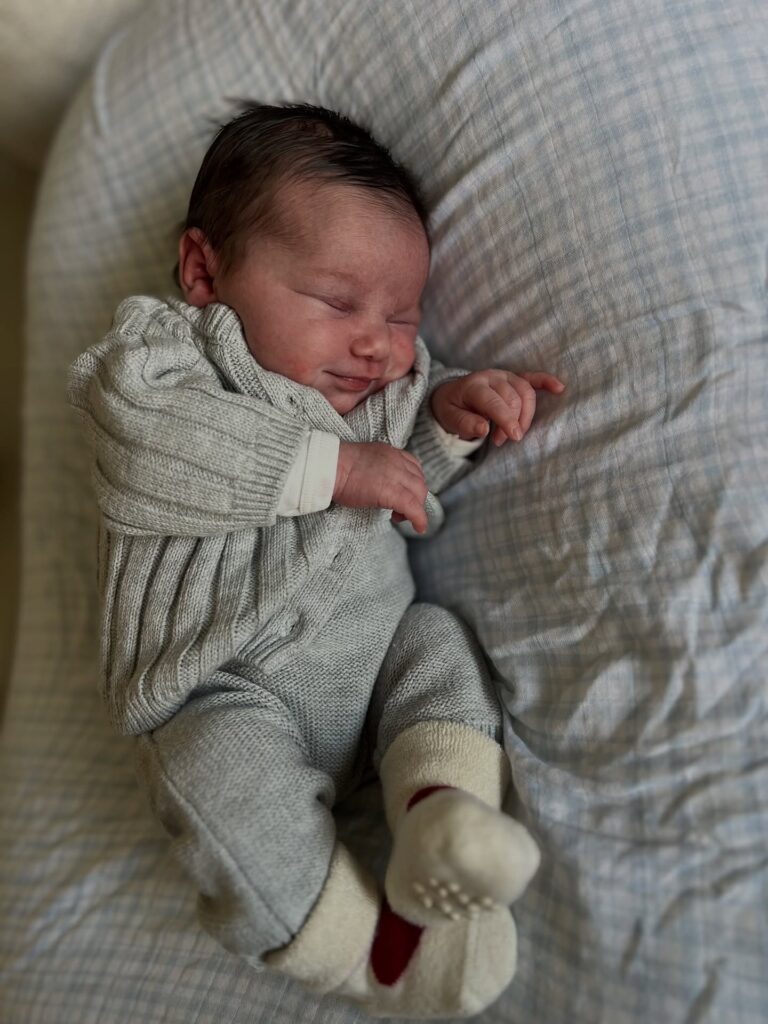 Instagram post from noaboroda. This post is in position 5.